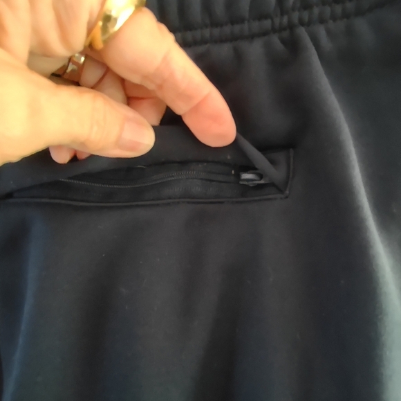 Old Navy Active, Go-Dry Polyester Pants - Picture 4 of 6